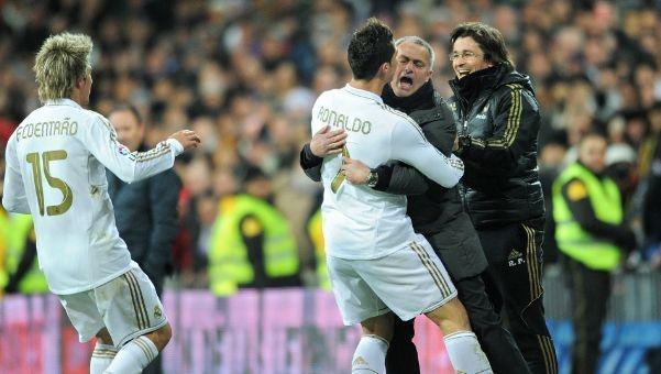 审查通过！世体：欧足联批准诺坎普举办本赛季欧冠赛事（欧足联批复通过，诺坎普获准承办本赛季欧冠赛事）