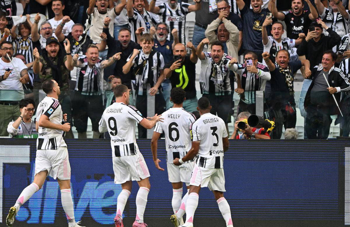 门兴格拉德巴赫3-0大胜海登海姆，町野修斗、哈里斯-塔巴科维奇破门（门兴格拉德巴赫3-0完胜海登海姆：町野修斗与哈里斯-塔巴科维奇相继建功）