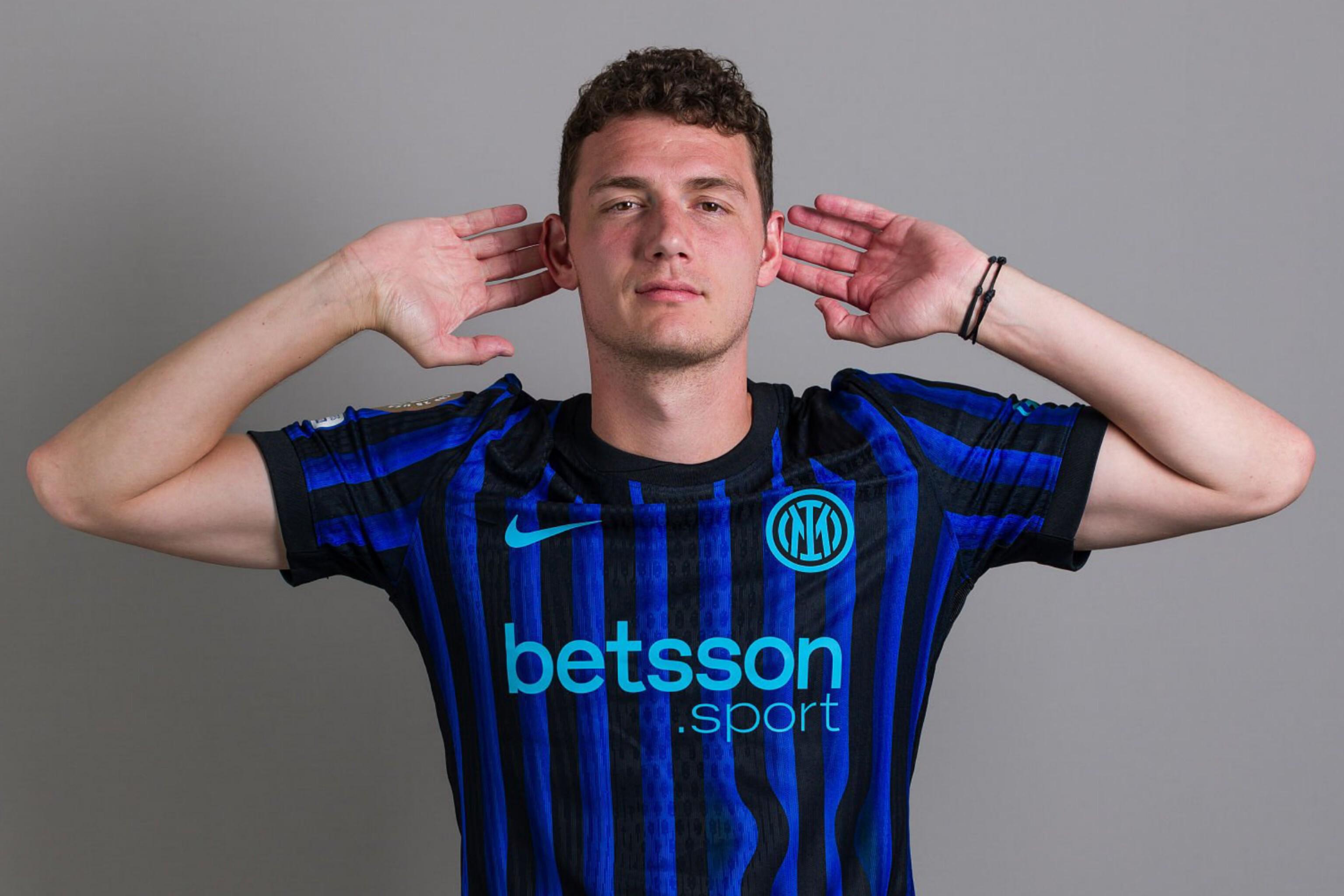 五大联赛历史U19进球榜：欧文、劳尔、姆巴佩、亚马尔上榜（欧文、劳尔、姆巴佩、亚马尔齐聚五大联赛U19历史进球榜）