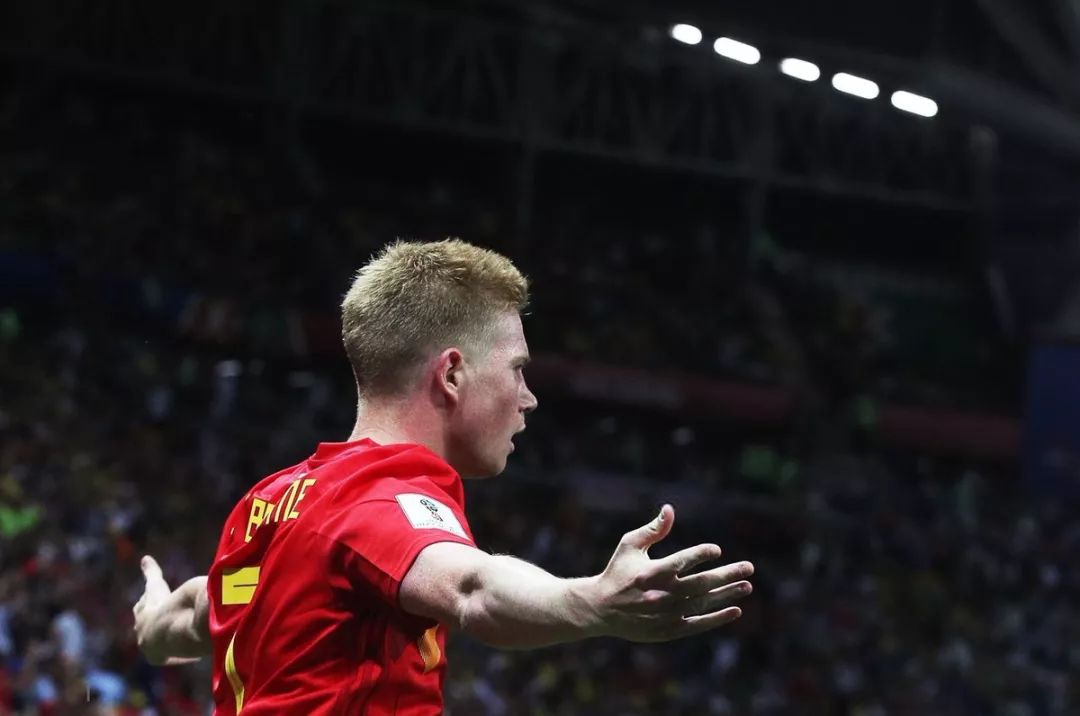 “挪威重炮手”里瑟在利物浦曾穿6号，如今凯尔凯兹接过6号（利物浦6号易主：从“挪威重炮手”里瑟到凯尔凯兹）